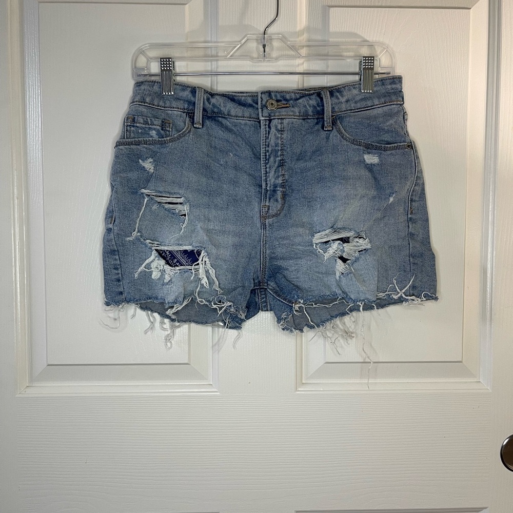 Old Navy | Ripped Denim Shorts | 8